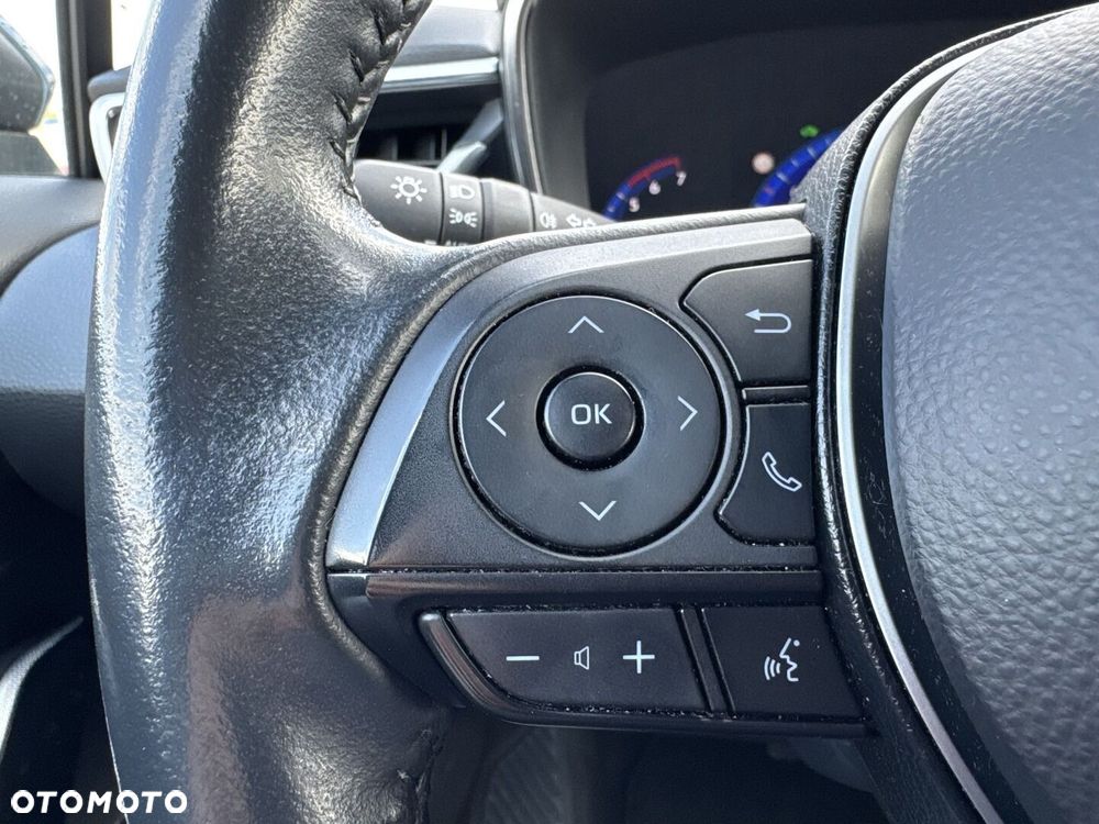 Toyota Corolla 1.8 Hybrid Comfort - 23