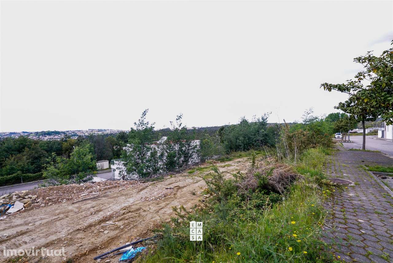 Terreno Urbano  Venda em Nogueira do Cravo e Pindelo,Oliveira de Azemé - Grande imagem: 3/11