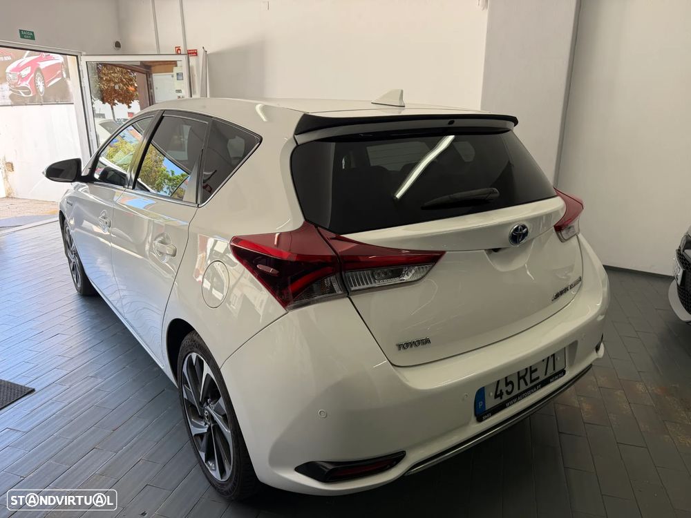 Toyota Auris 1.8 HSD Comfort +P.Sport+Navi - 5