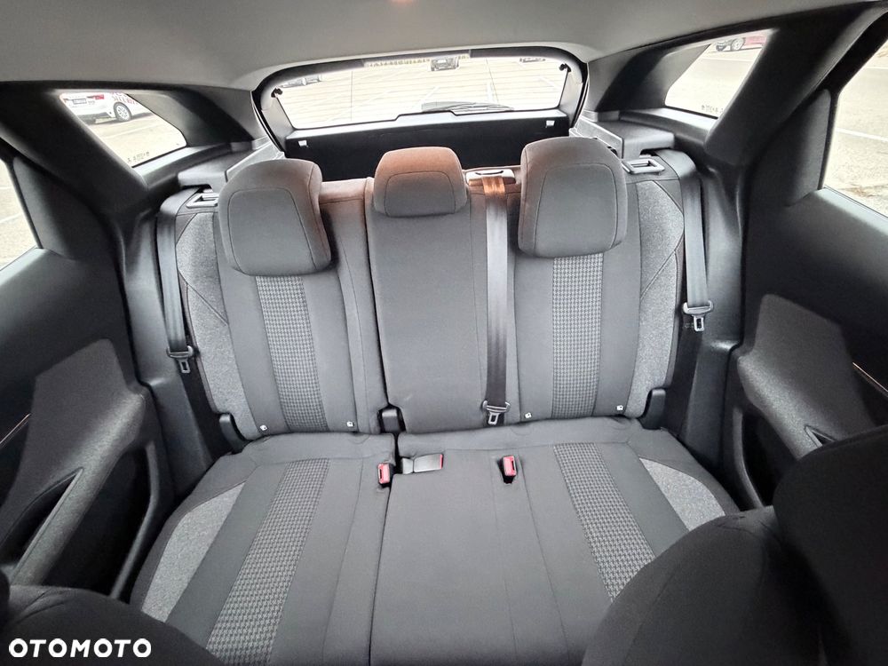 Peugeot 3008 BlueHDi 130 Stop & Start EAT8 Active Business-Paket - 8