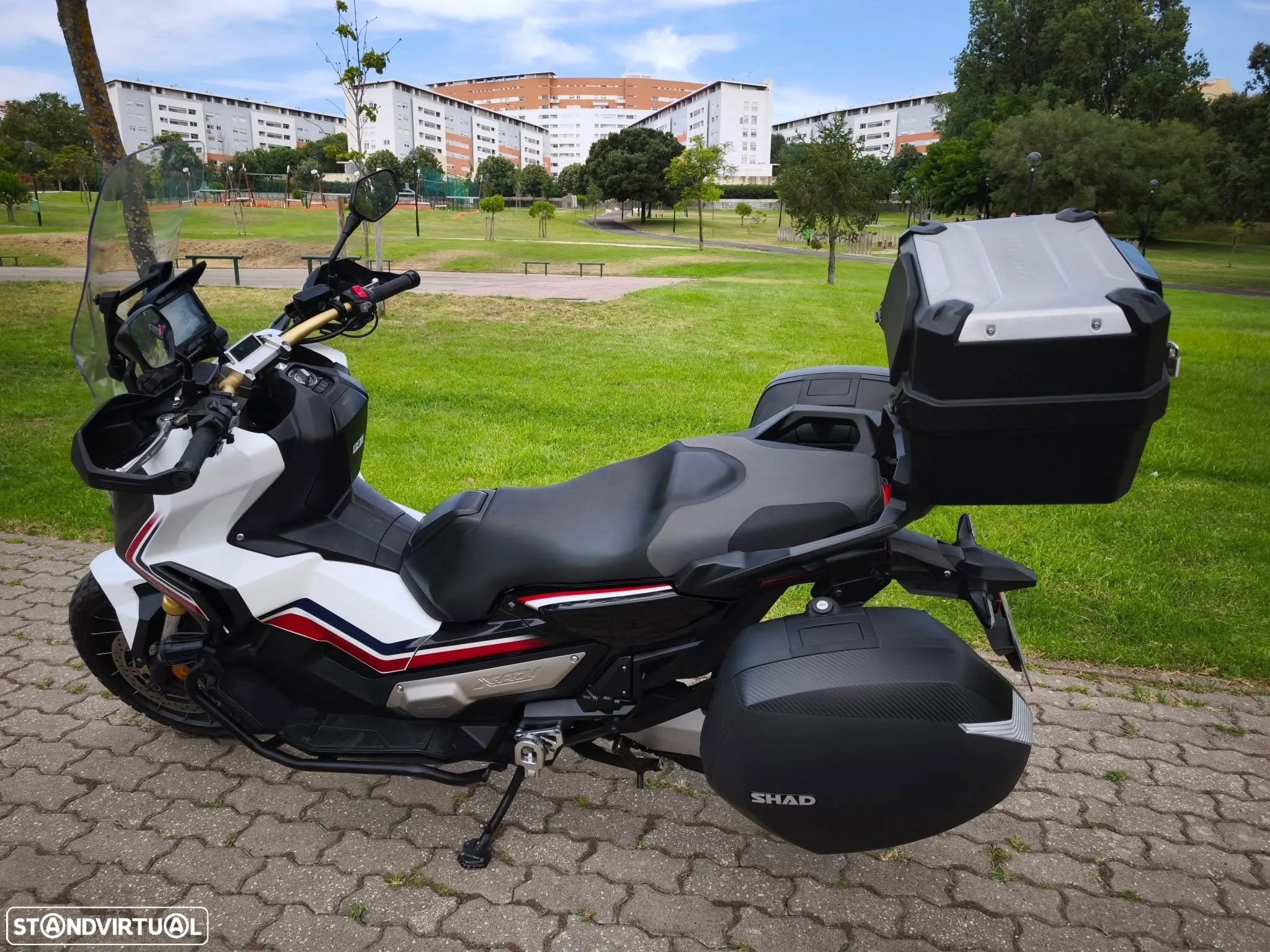 Honda X-ADV 750 - 11