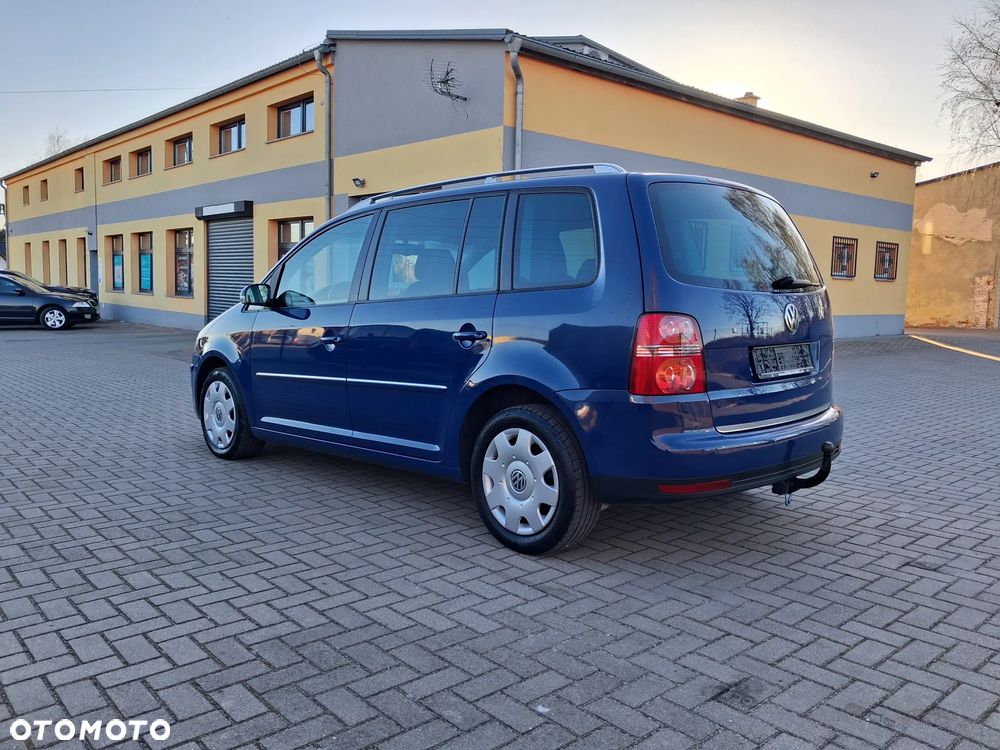 Volkswagen Touran 1.4 TSI DSG Highline - 6