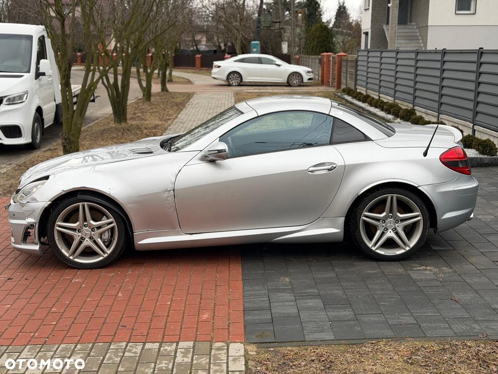 Mercedes-Benz SLK 55 AMG 7G-TRONIC - 8