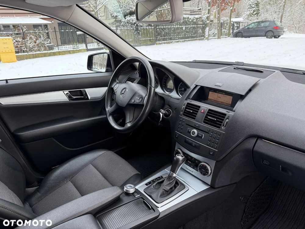 Mercedes-Benz Klasa C 200 Kompressor Automatik Avantgarde - 31