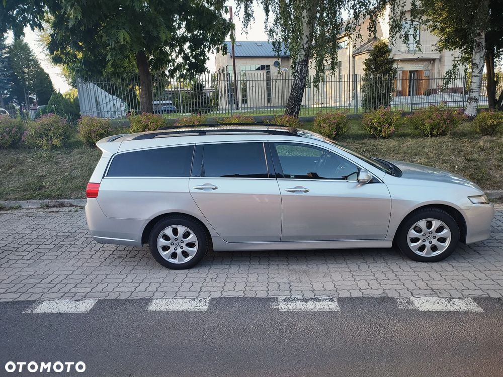 Honda Accord 2.0 Executive - 4