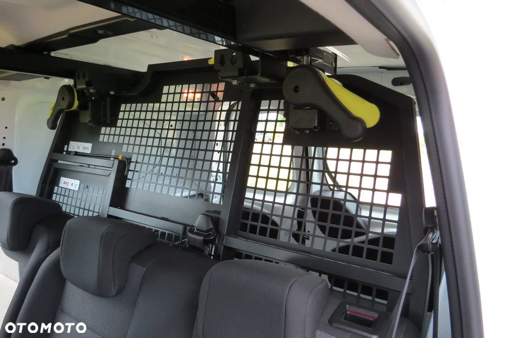 Toyota Proace City 1.2 D-4t 130km A/t Long Brygadówka - 34