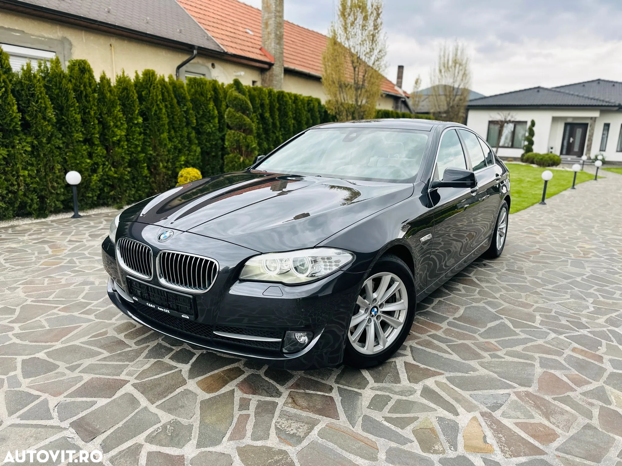 BMW Seria 5 520d - 2