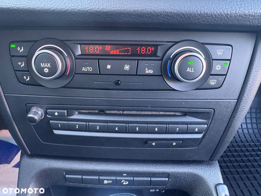 BMW X1 xDrive18d - 14