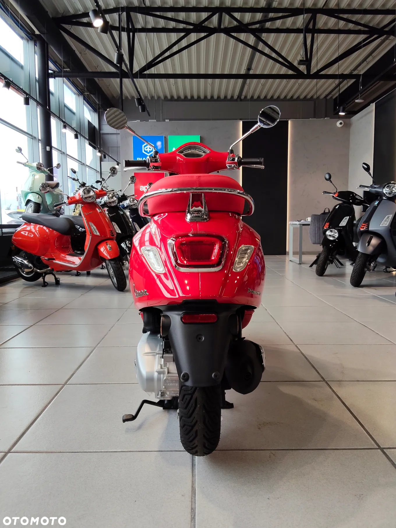 Vespa Primavera - 4