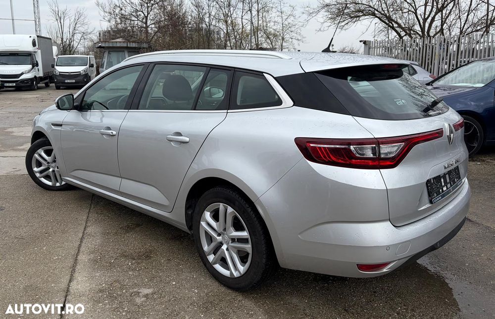 Renault Megane TCe GPF Business - 5