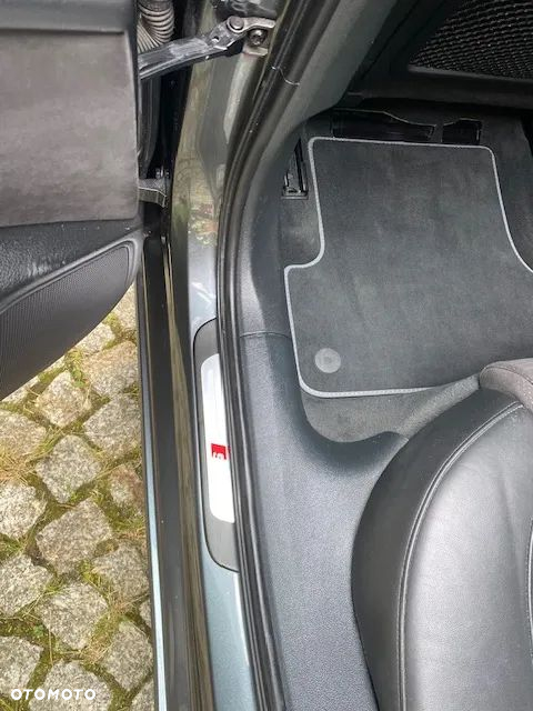 Audi A6 - 6