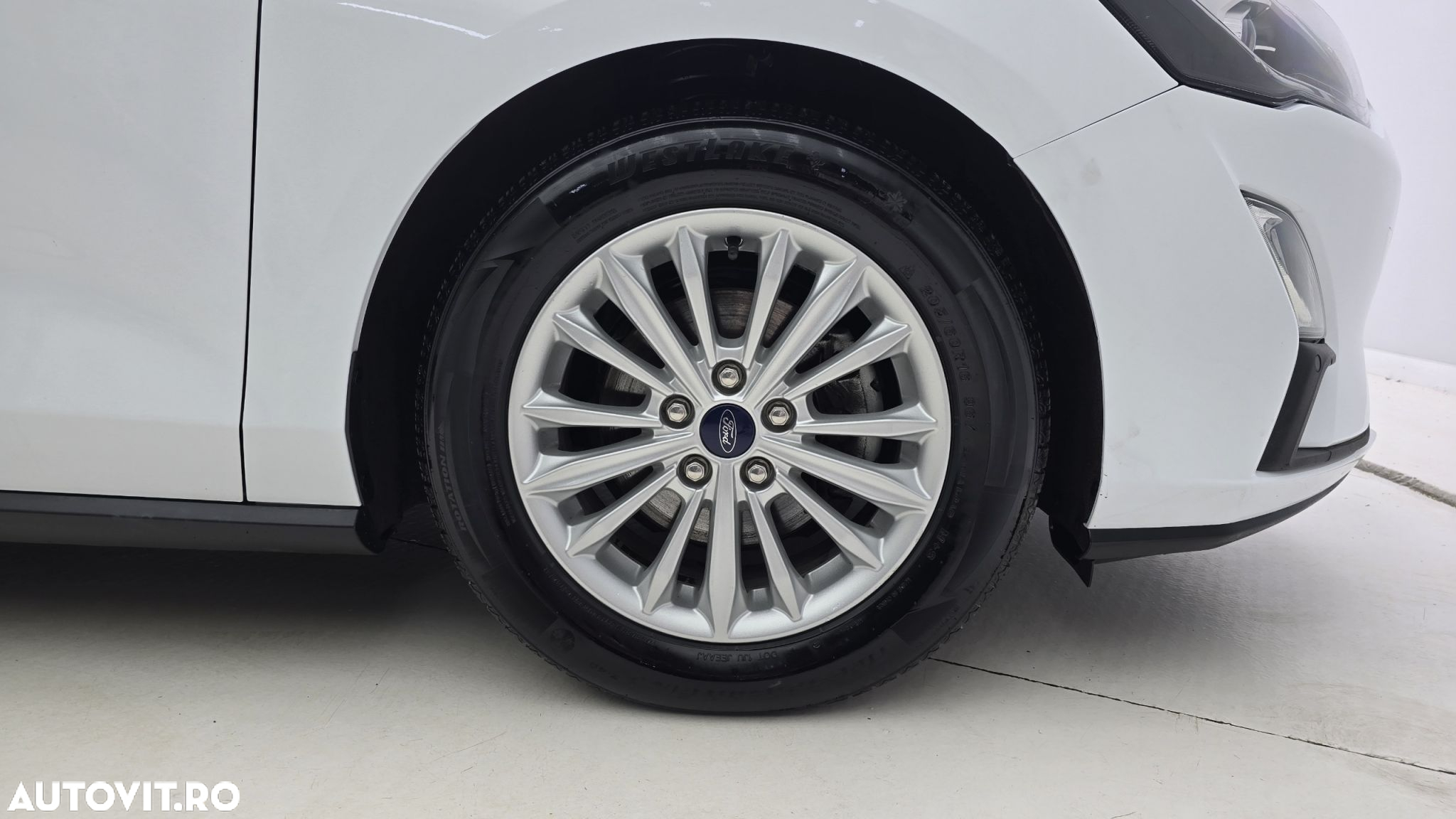 Ford Focus 1.5 EcoBlue Trend Edition - 23