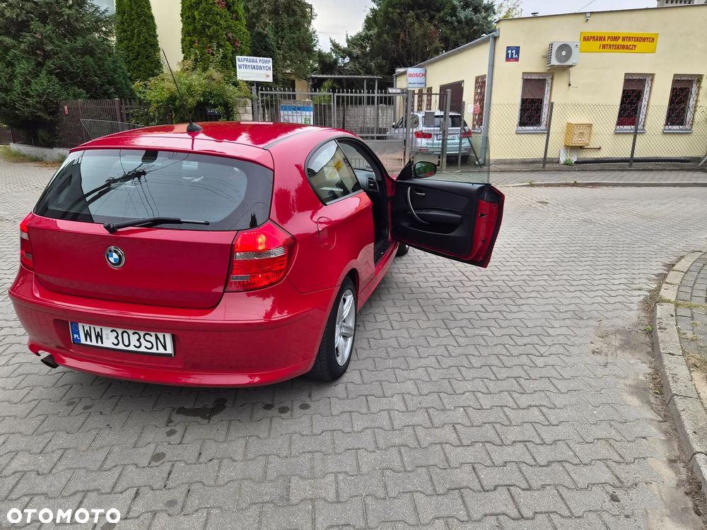 BMW Seria 1 2010 photo 5