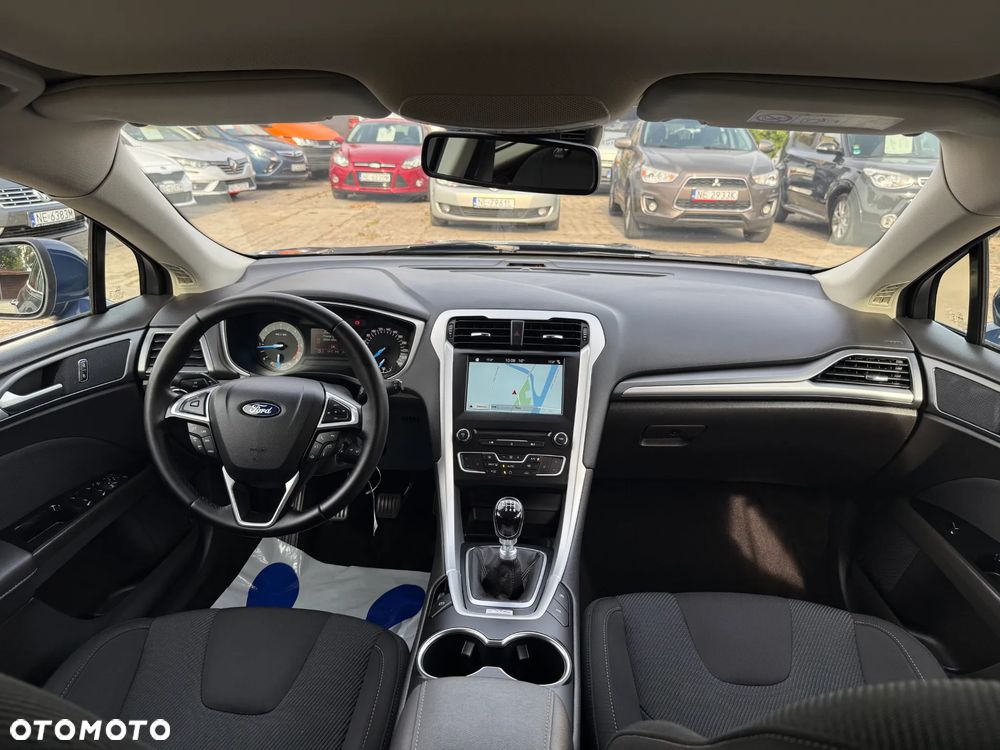 Ford Mondeo - 23