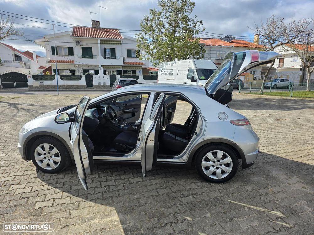 Honda Civic 1.4 i-VTEC Elegance - 3