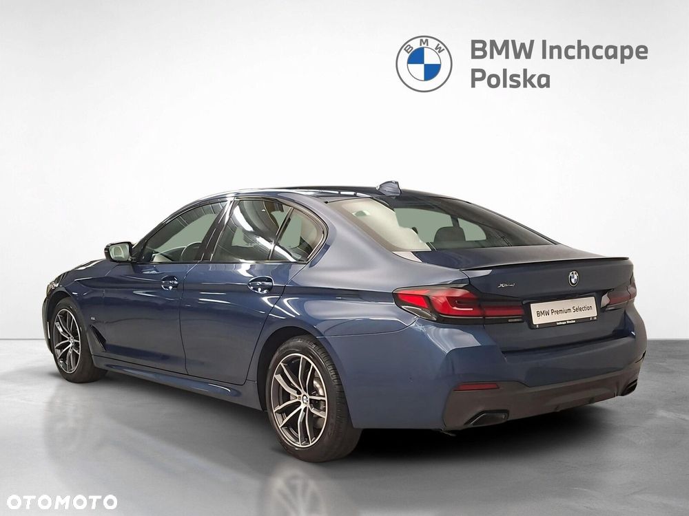 BMW Seria 5 520d xDrive MHEV M Sport sport - 4