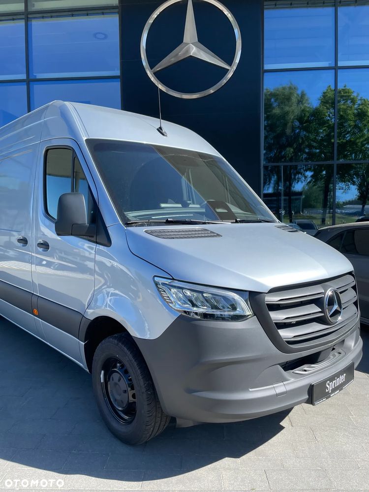 Mercedes-Benz Sprinter 317 CDI Reflektory LED Hak 3,5t. - 24