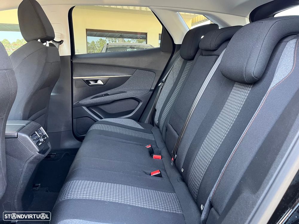 Peugeot 3008 1.5 BlueHDi Style - 11