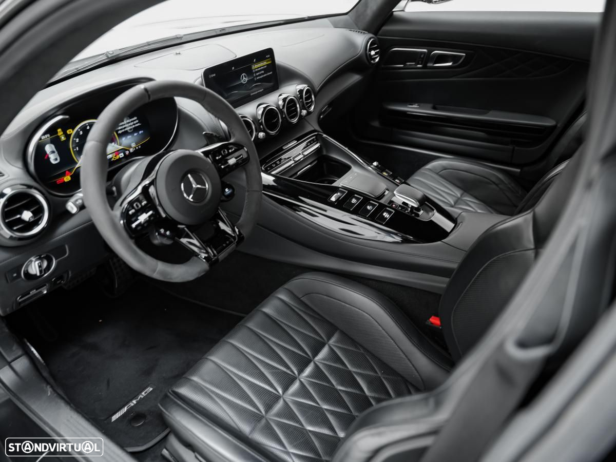 Mercedes-Benz AMG GT Standard - 13