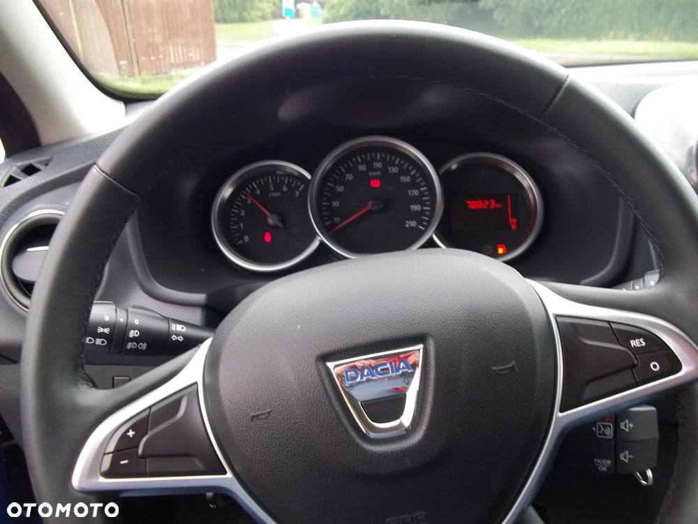 Dacia Sandero TCe 90 S&S Celebration - 12