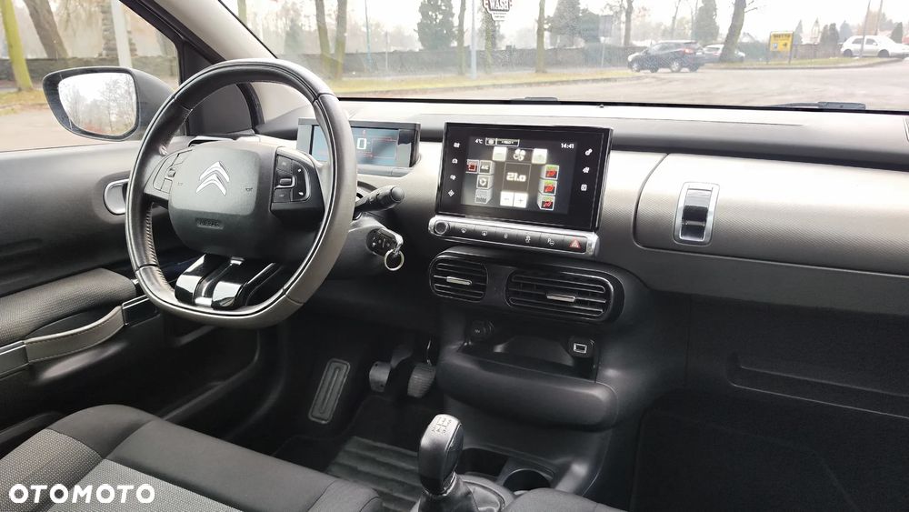 Citroën C4 Cactus 1.2 PureTech Shine - 27
