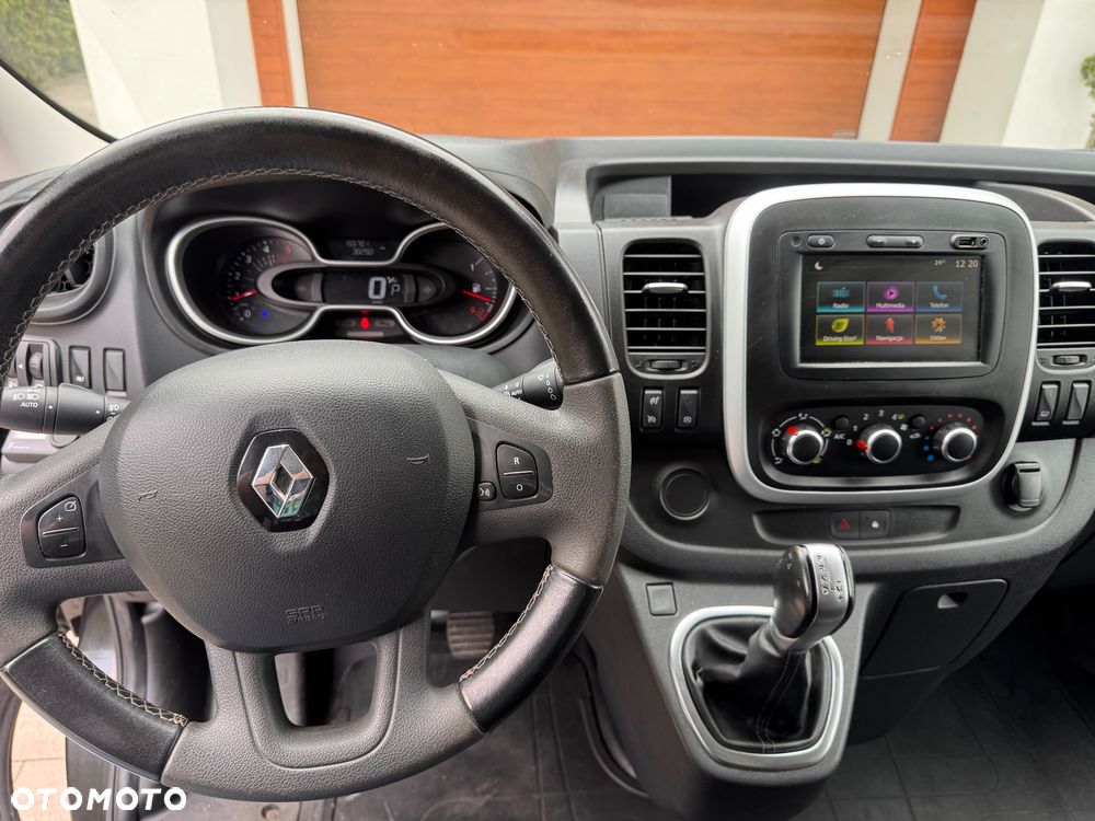 Renault Trafic - 11