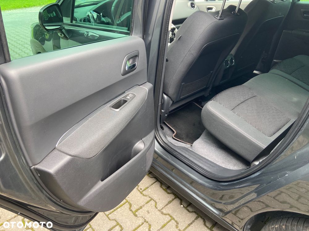 Peugeot 3008 1.6 BlueHDi Style S&S - 17
