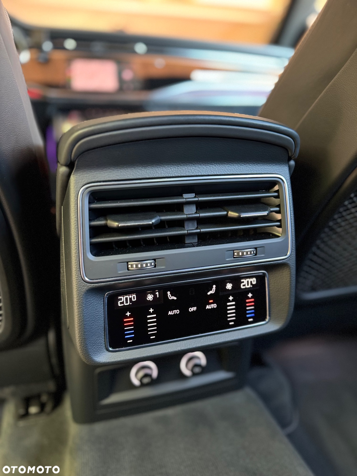 Audi SQ8 - 34