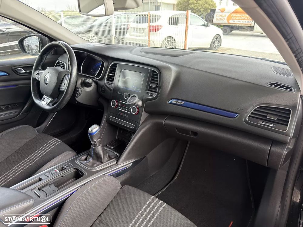 Renault Mégane 1.5 Blue dCi GT Line - 13