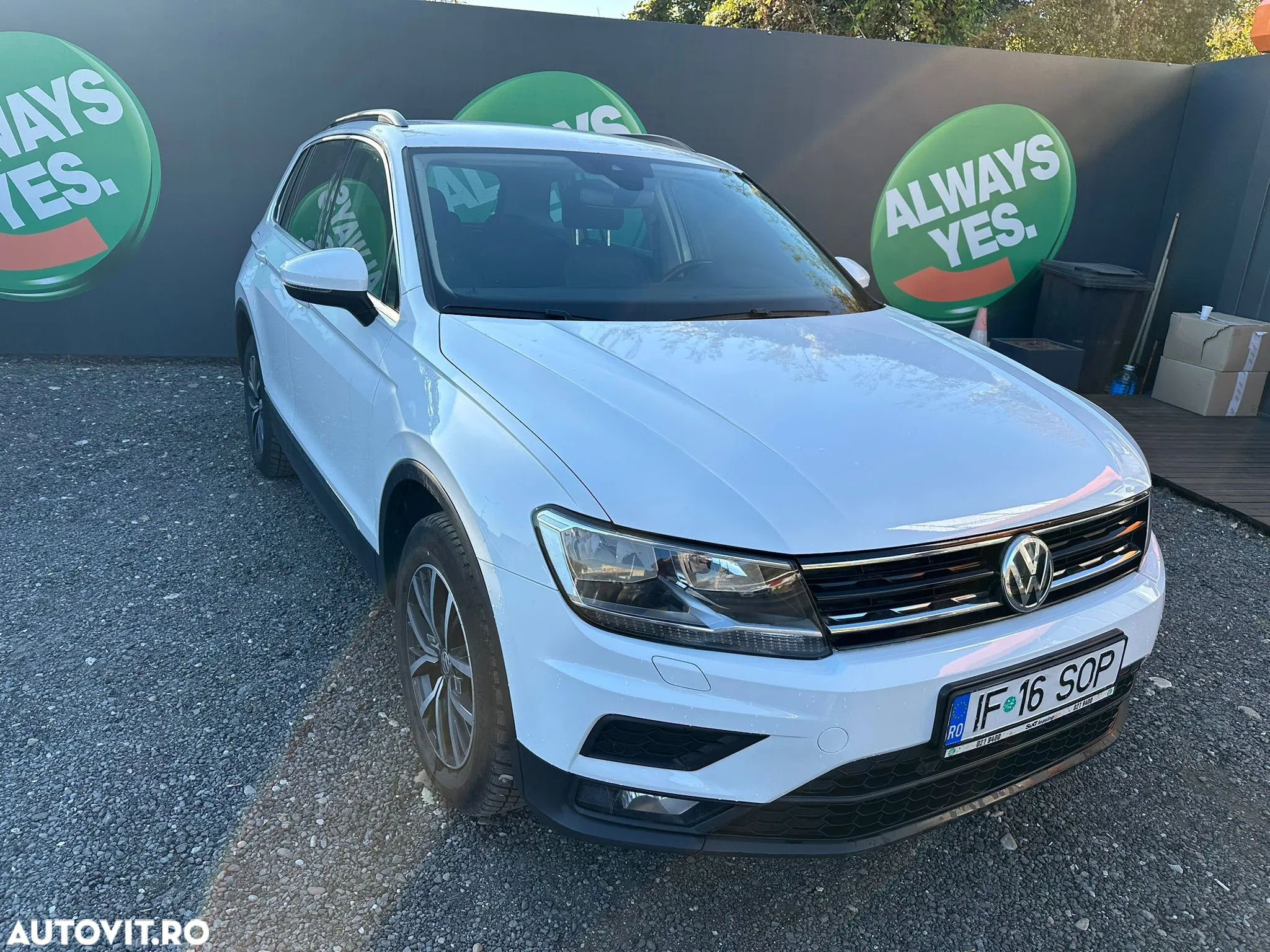 Volkswagen Tiguan 2.0 TDI 4Mot DSG Comfortline - 2