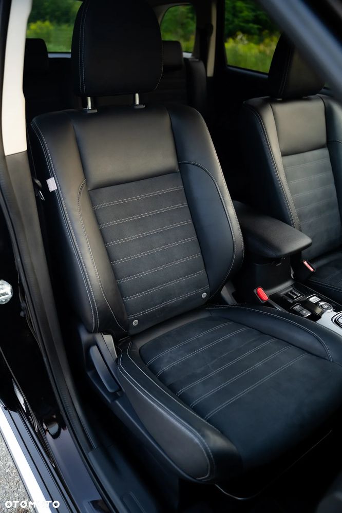 Mitsubishi Outlander - 20