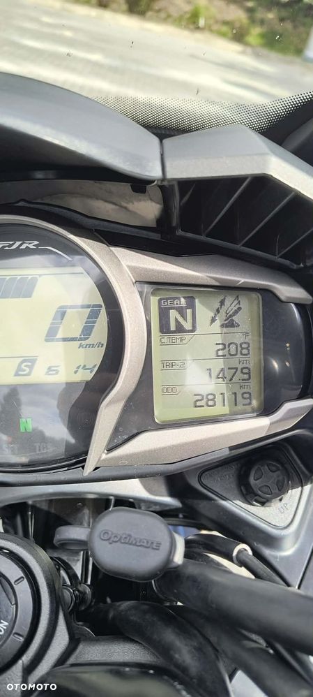 Yamaha FJR - 8