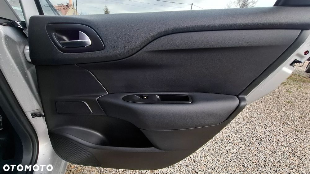 Citroën C4 VTi 95 Selection - 18