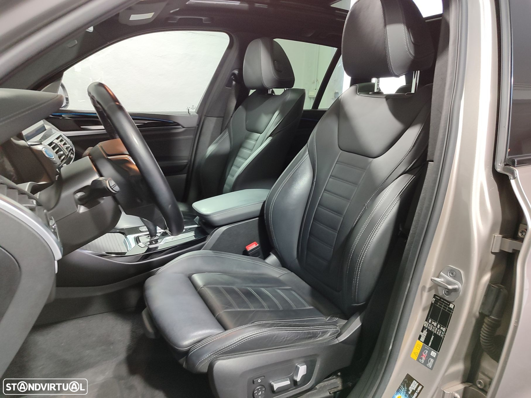 BMW iX3 Inspiring - 14