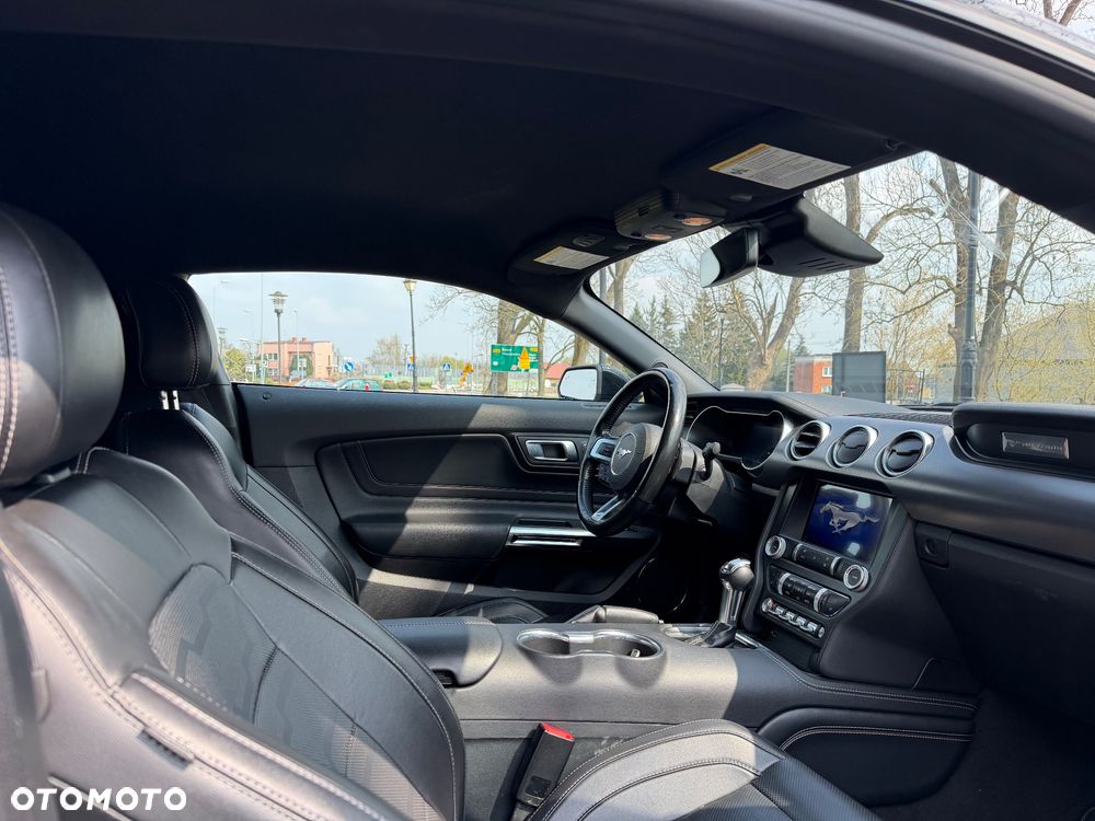 Ford Mustang 5.0 V8 GT - 11