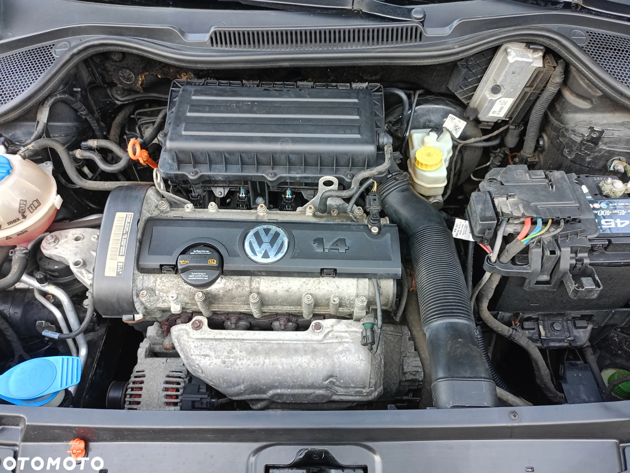 Volkswagen Polo 1.4 16V Trendline - 9