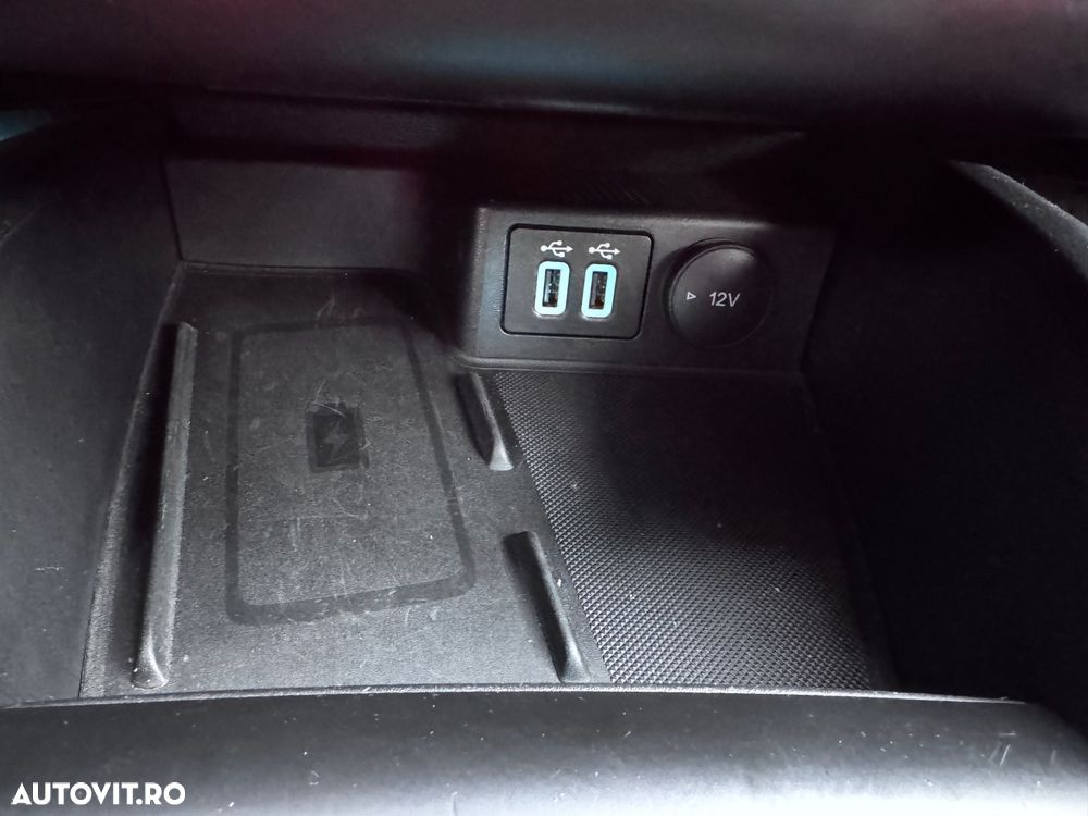 Ford Focus 1.5 EcoBlue Connected - 23