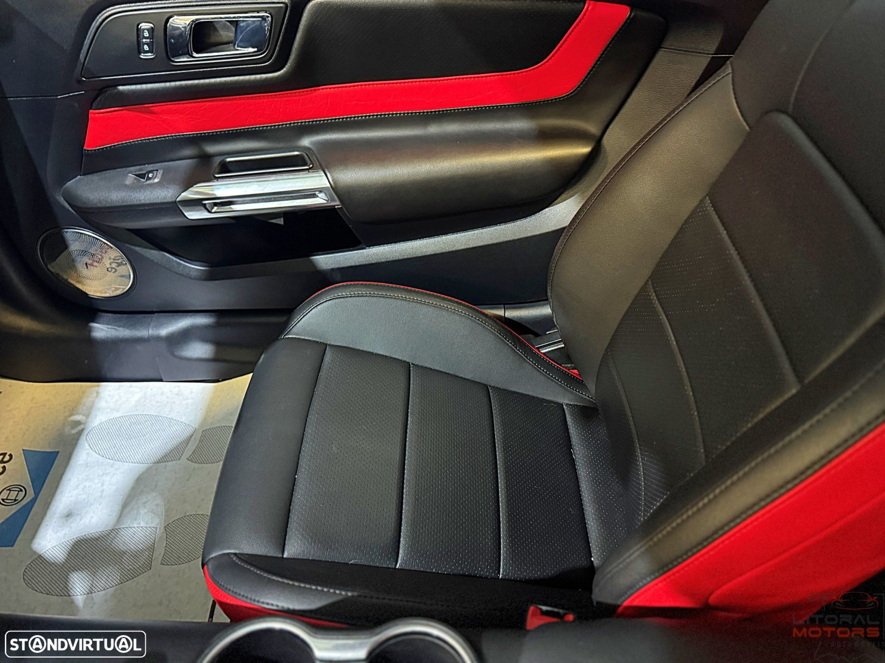 Ford Mustang 2.3i EcoBoost - 18