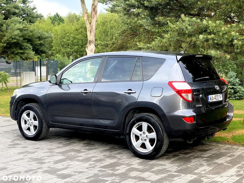 Toyota RAV4 2.2 D-CAT Premium - 5