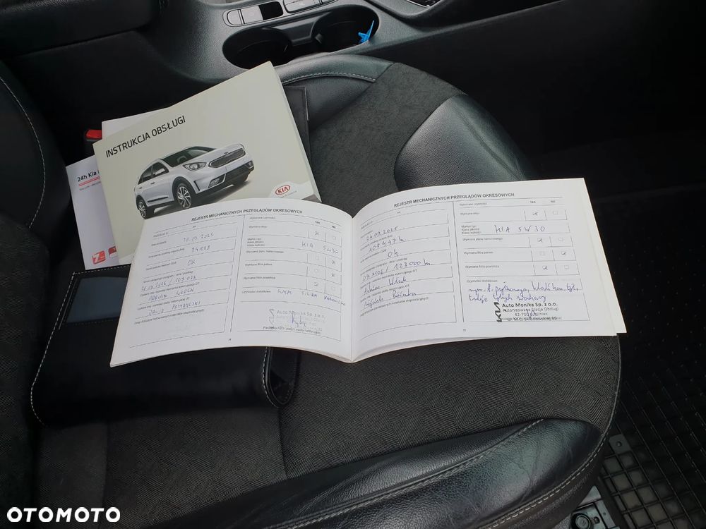 Kia Niro 1.6 GDI Hybrid L Business Line - 29