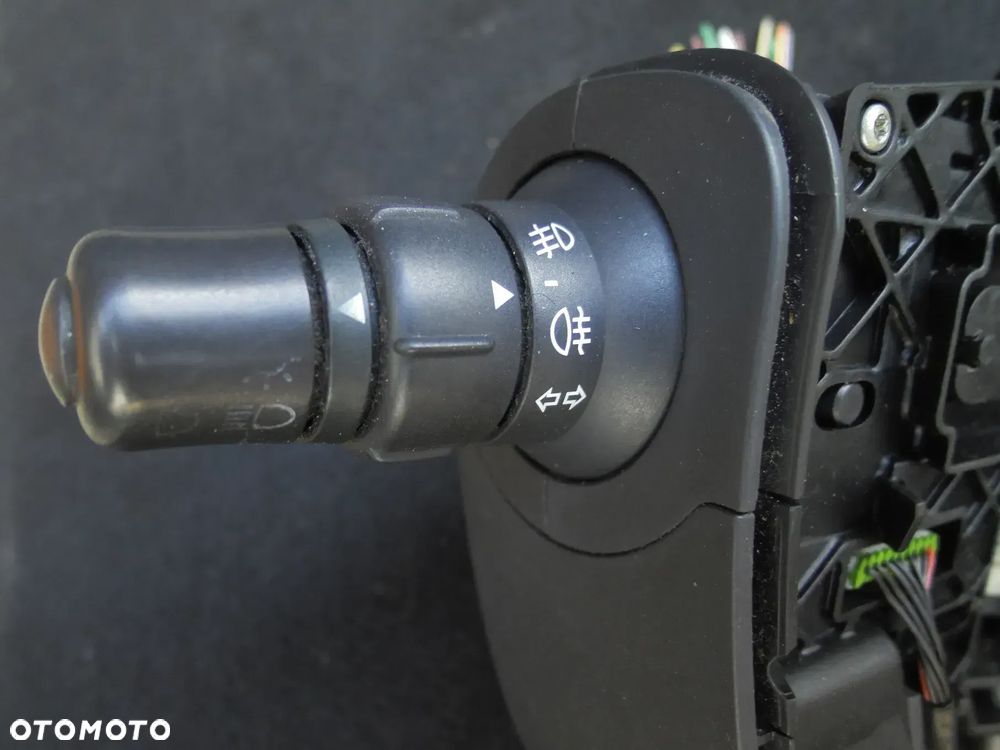 SCENIC II MEGANE II PRZEŁĄCZNIK ZESPOLONY MANETKI TAŚMA RENAULT 8200127727 - 2