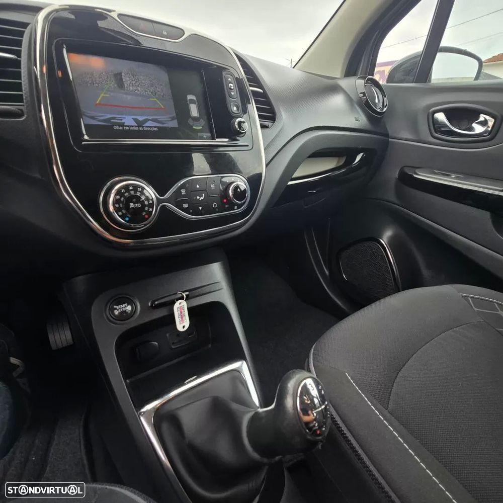 Renault Captur - 17