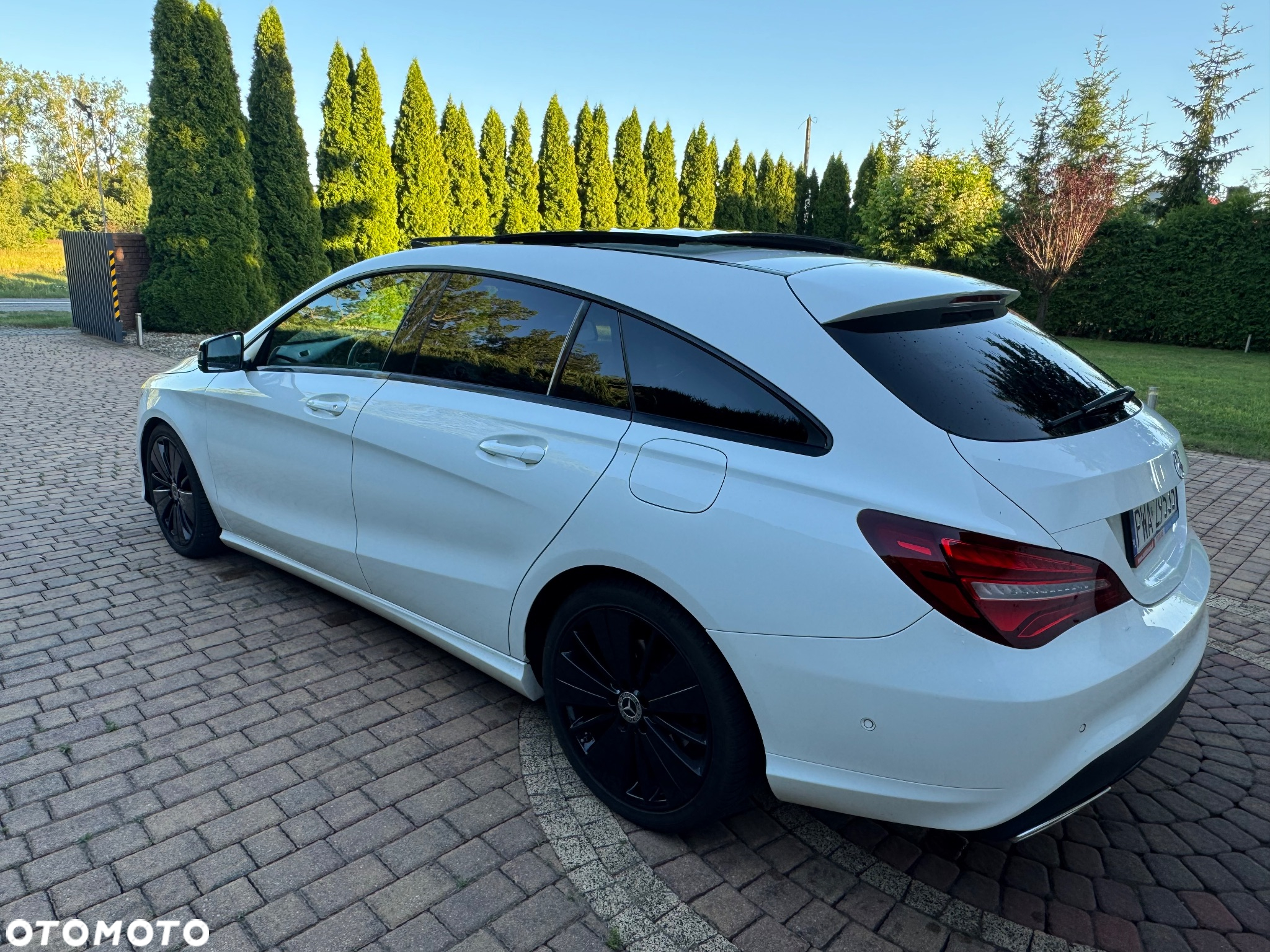 Mercedes-Benz CLA Shooting Brake 180 7G-DCT UrbanStyle Edition - 10