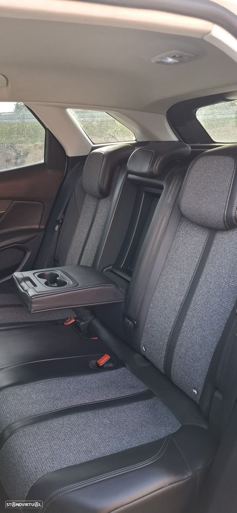 Peugeot 3008 BlueHDi 120 Stop & Start EAT6 Allure - 11