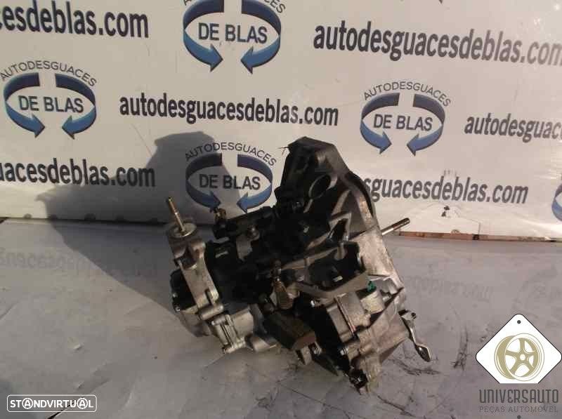 CAIXA VELOCIDADES FIAT PUNTO 1999 - 1