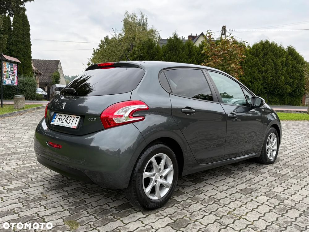 Peugeot 208 1.2 VTi Style - 11