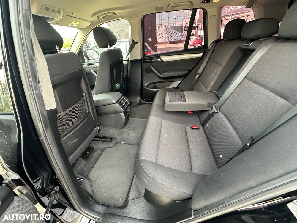 BMW X3 xDrive20d AT Advantage - 9