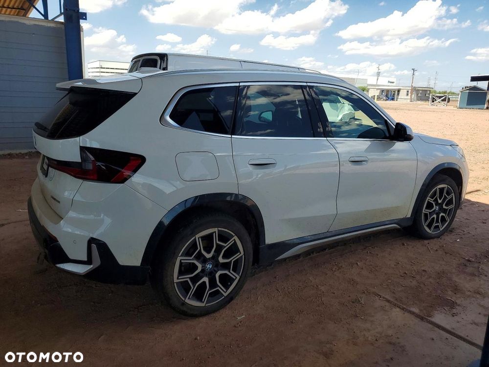 BMW X1 xDrive25i GPF Sport Line - 4