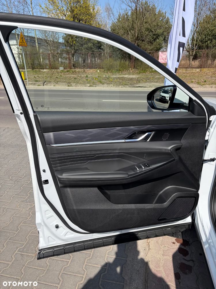 Dongfeng Mage - 16