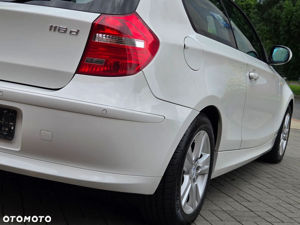 BMW Seria 1 116d DPF Edition Sport - 16